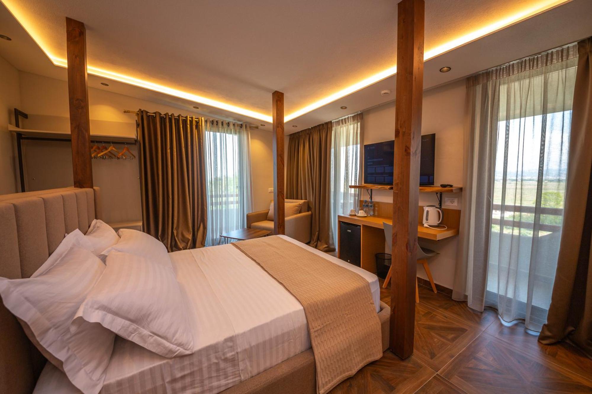 Emara Boutique Hotel كافاجي المظهر الخارجي الصورة
